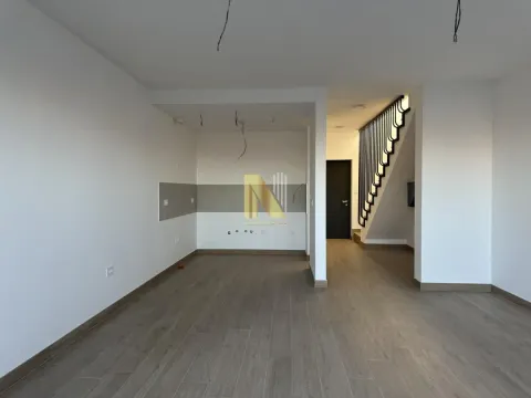 Prodaja, četvorosoban stan, 97m², Alibegovac, Petrovaradin - image 12