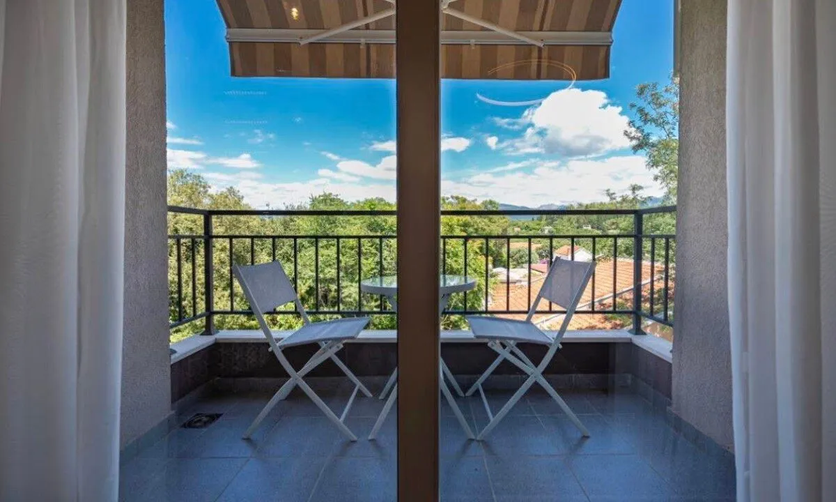 Izdavanje, stan, 26m², Centar, Tivat