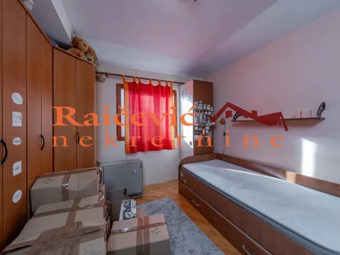 Izdavanje, trosoban stan, 80m², Vračar Hram, Vračar Sve Podlokacije - image 19