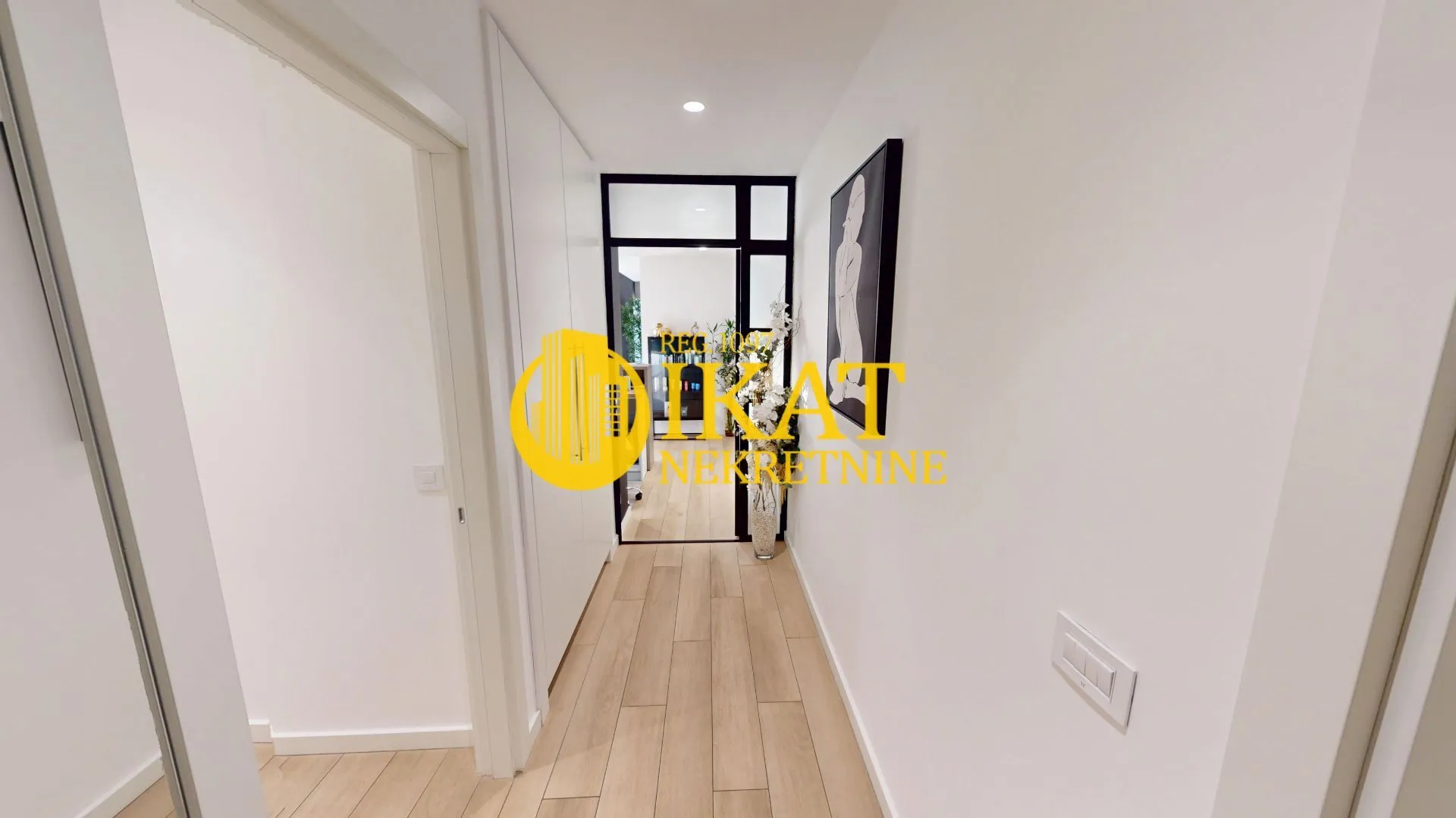Sale, four bedroom apartment, 124m², Novi Beograd Blok 65, Novi Beograd Sve Podlokacije