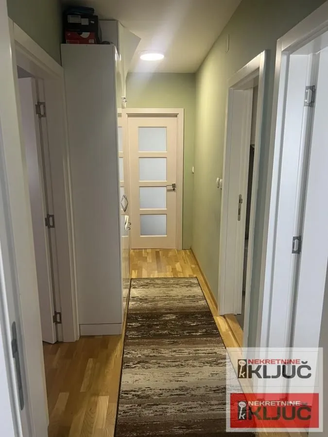 Prodaja, četvorosoban stan, 78m², Adice, Novi Sad Sve Podlokacije