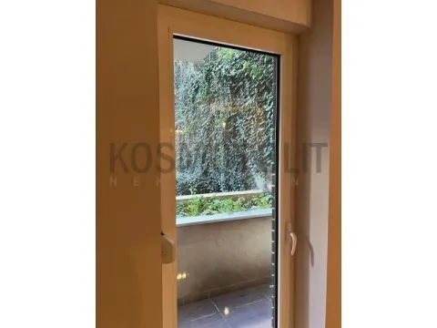 Sale, three bedroom apartment, 74m², Vračar Hram, Vračar Sve Podlokacije - image 8