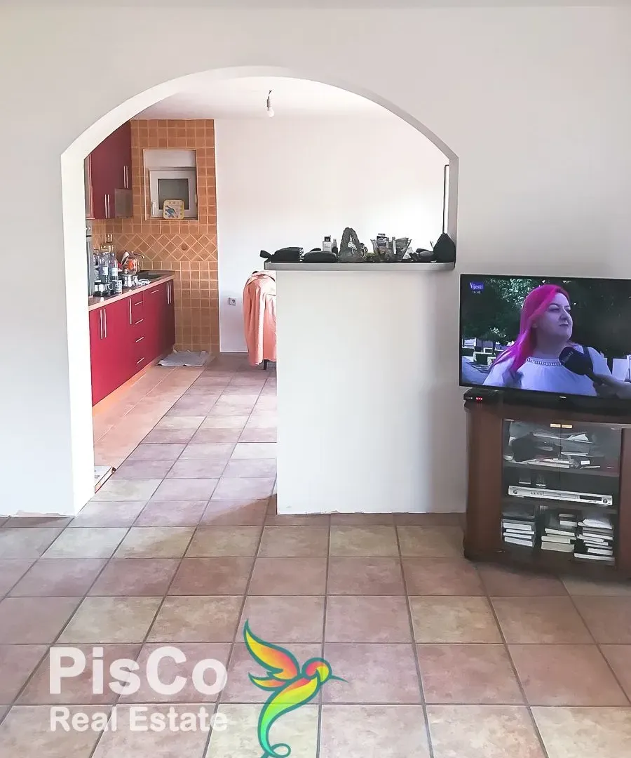 Prodaja, kuća, 300m², Zagorič, Podgorica