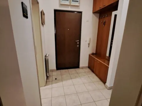 Izdavanje, dvosoban stan, 75m², Preko Morače, Podgorica - image 16