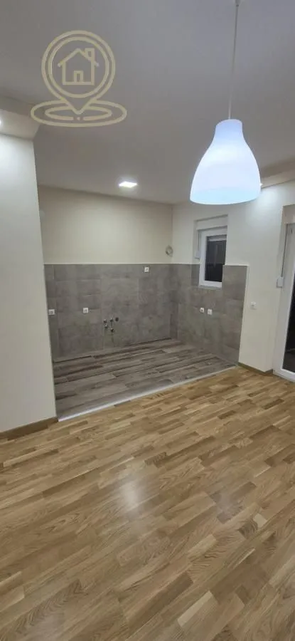 Prodaja, trosoban stan, 92m², Pantelej, Niš