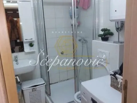 Prodaja, stan, 26m², Adamovićevo Naselje, Novi Sad Sve Podlokacije - image 2