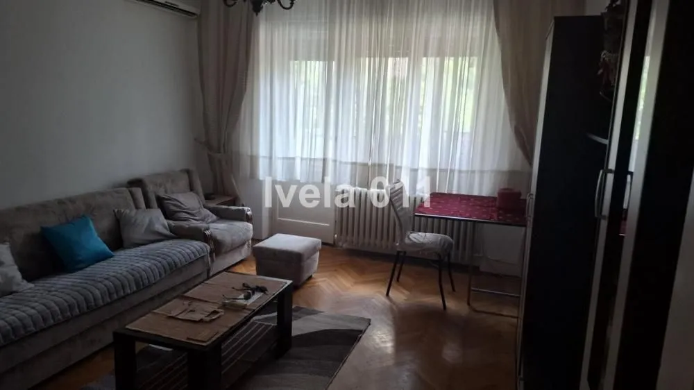 Sale, two bedroom apartment, 50m², Kalenić Pijaca, Vračar Sve Podlokacije