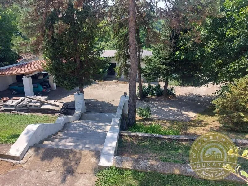 Prodaja, kuća, 187m², Sremska Kamenica, Petrovaradin