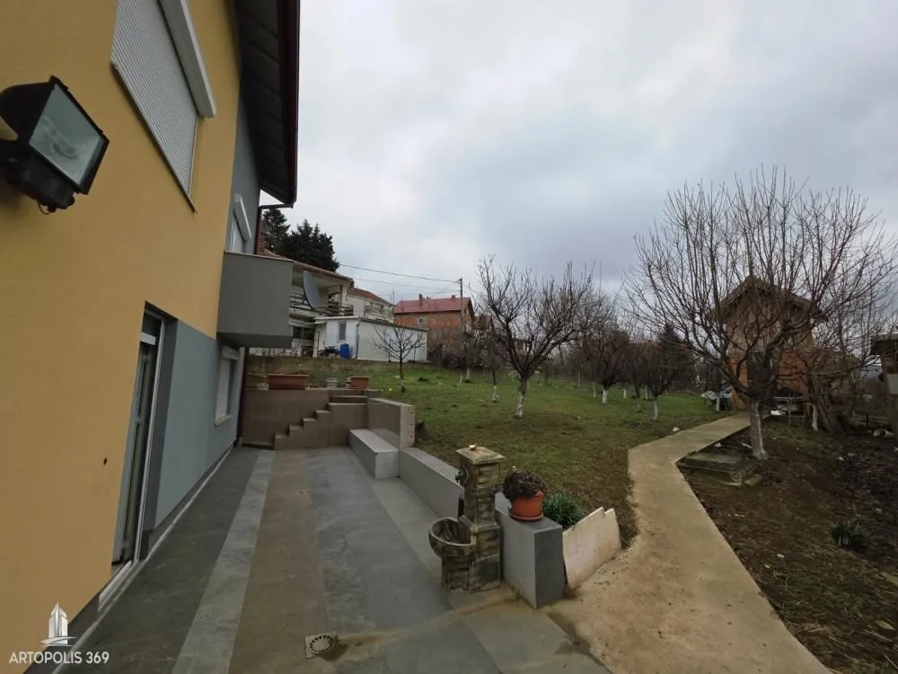 Sale, house, 330m², Boleč, Grocka