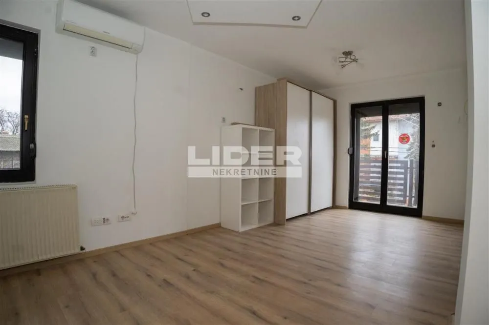 Prodaja, trosoban stan, 111m², Palilula Sve Podlokacije, Beograd