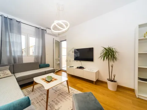 Rent, one bedroom apartment, 49m², New City, Podgorica - image 2