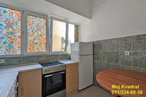 Izdavanje, trosoban stan, 65m², Zeleni Venac, Beograd - image 4