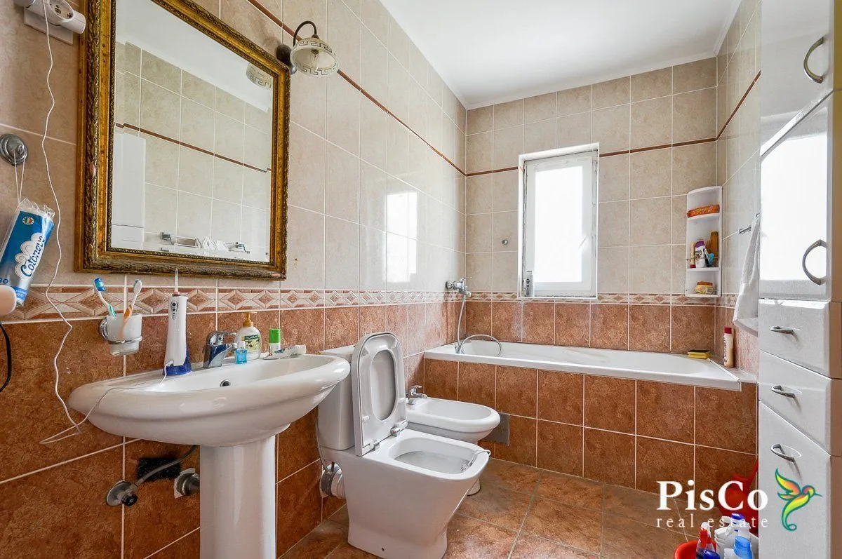 Prodaja, kuća, 181m², Herceg Novi, Crna Gora