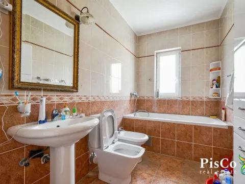 Prodaja, kuća, 181m², Herceg Novi, Crna Gora - image 5