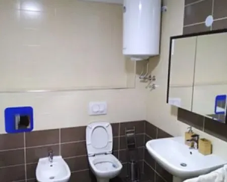 Izdavanje, četvorosoban stan, 118m², Savski Venac, Beograd - image 6