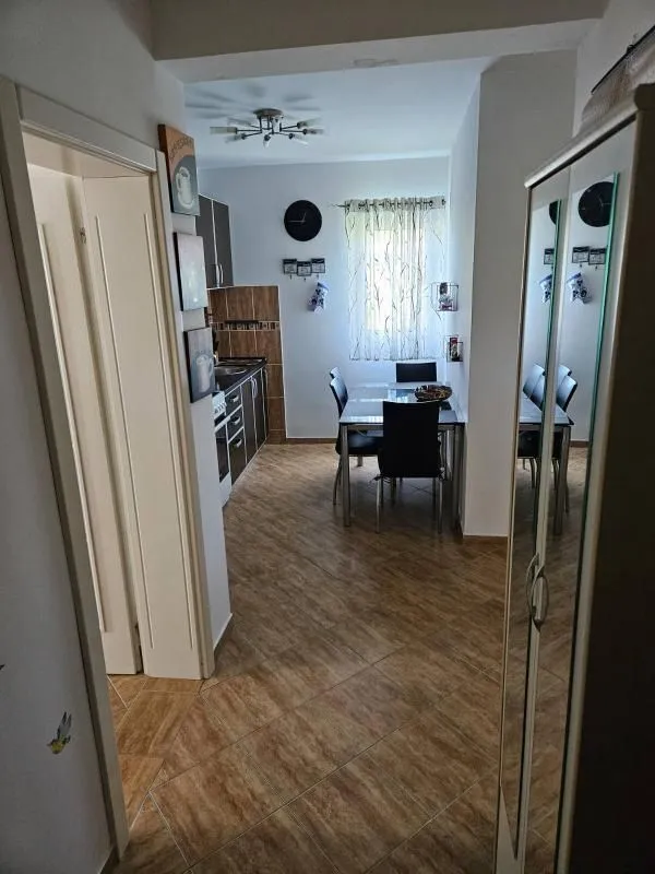 Sale, two bedroom apartment, 60m², Sutomore, Bar