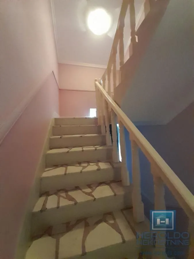 Sale, house, 180m², Centar, Ćuprija