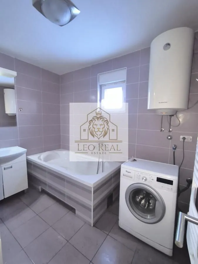 Prodaja, kuća, 168m², Surčin, Beograd