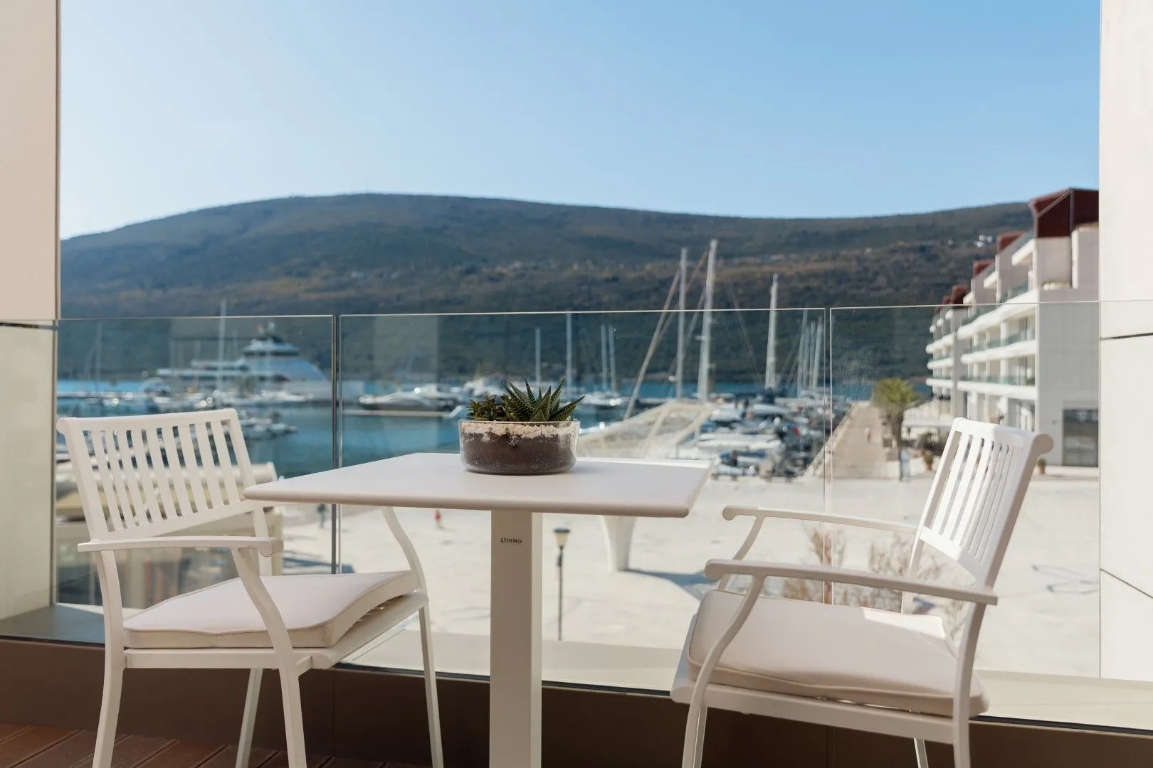 Prodaja, jednosoban stan, 79m², Portonovi, Herceg Novi
