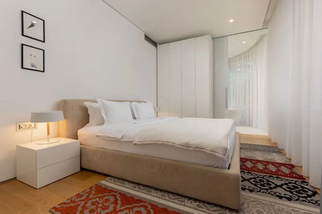 Sale, three bedroom apartment, 461m², Dukley Gardens, Budva