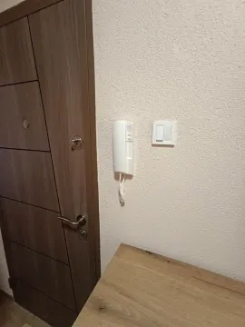 Izdavanje, dvosoban stan, 70m², Centar, Tivat - image 20