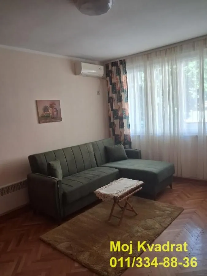 Izdavanje, dvosoban stan, 52m², Karaburma, Palilula Sve Podlokacije