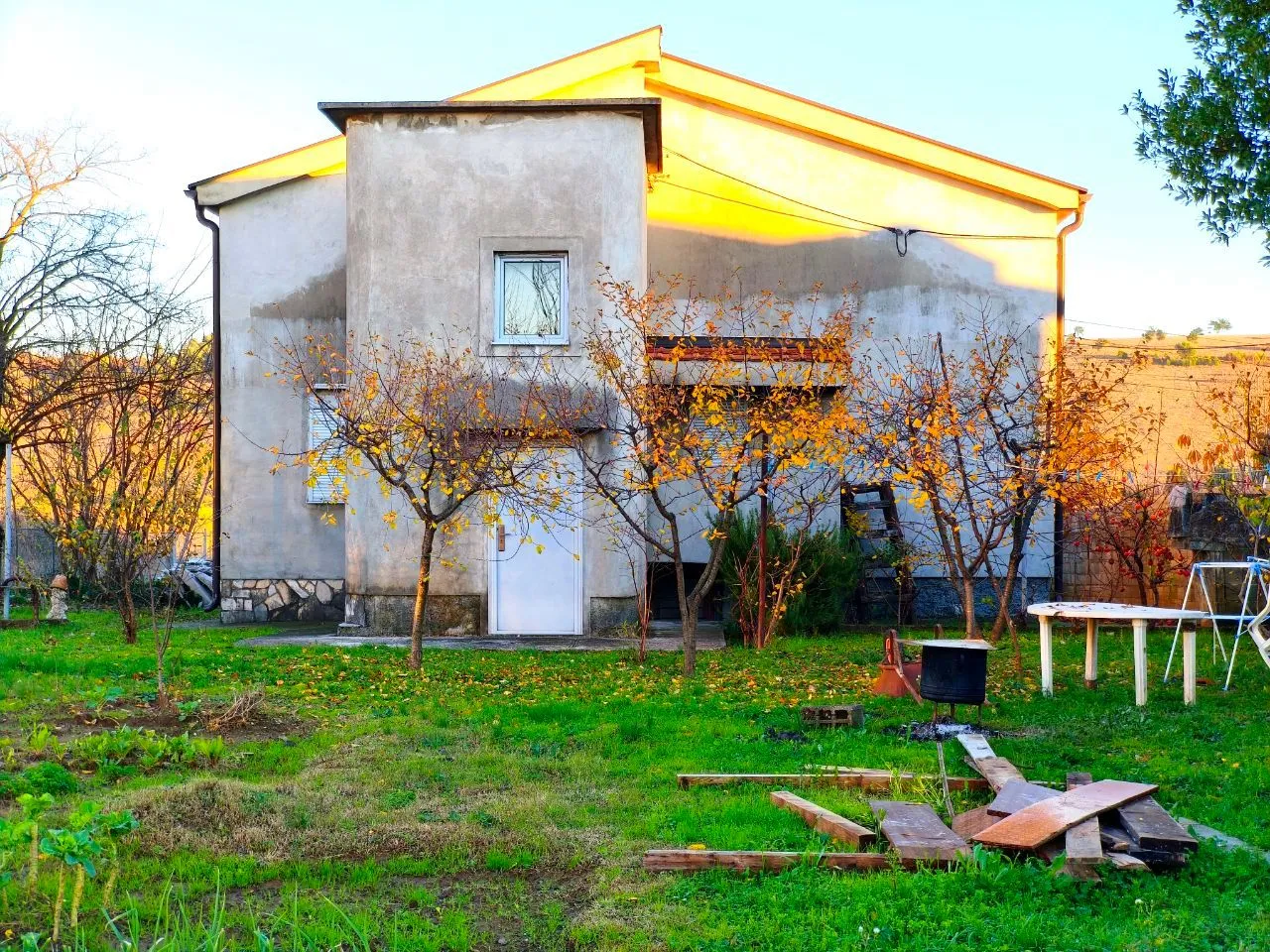 Rent, house, 150m², Gornja Gorica, Podgorica