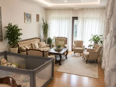 Prodaja, četvorosoban stan, 200m², Cemenca, Nikšić - image 14