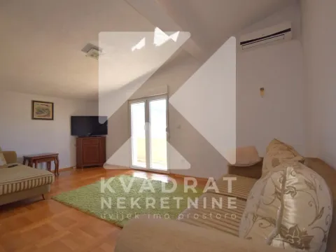Izdavanje, dvosoban stan, 60m², Murtovina, Podgorica - image 1
