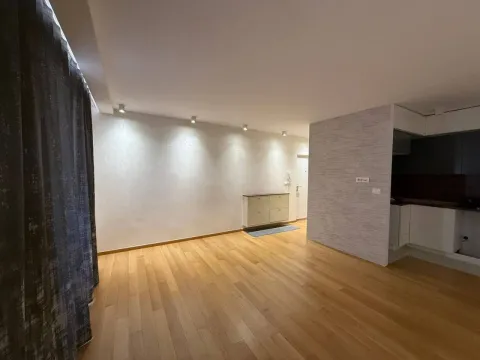 Prodaja, dvosoban stan, 82m², Centar, Budva - image 8