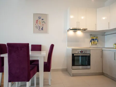 Prodaja, jednosoban stan, 55m², Bečići, Budva