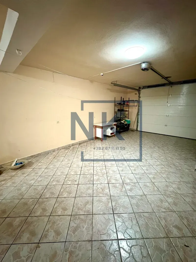 Rent, house, 350m², Murtovina, Podgorica