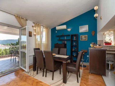 Rent, two bedroom apartment, 95m², Makedonsko naselje, Bar - image 5