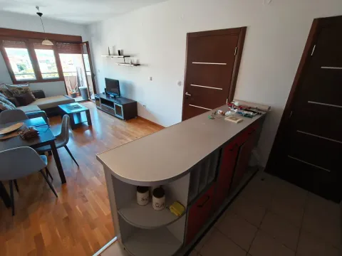 Rent, one bedroom apartment, 55m², Preko Morače, Podgorica - image 9