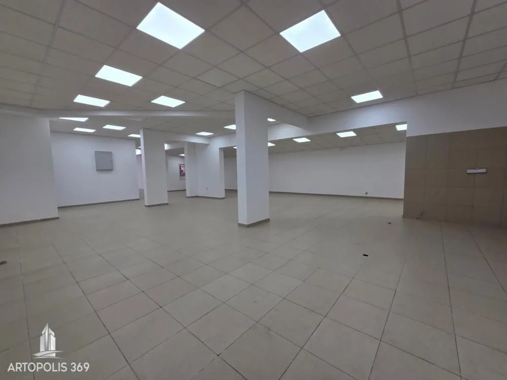 Rent, office space, 310m², Dušanovac, Voždovac Sve Podlokacije