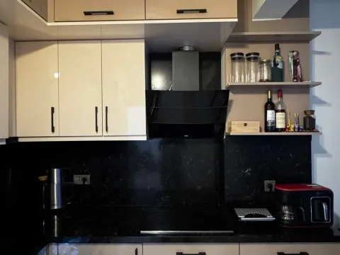 Rent, two bedroom apartment, 70m², Budva, Crna Gora - image 17