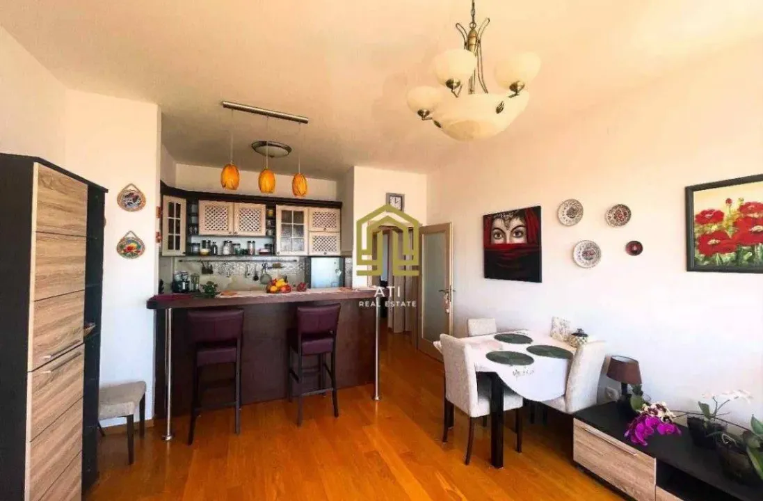 Prodaja, trosoban stan, 98m², Bečići, Budva