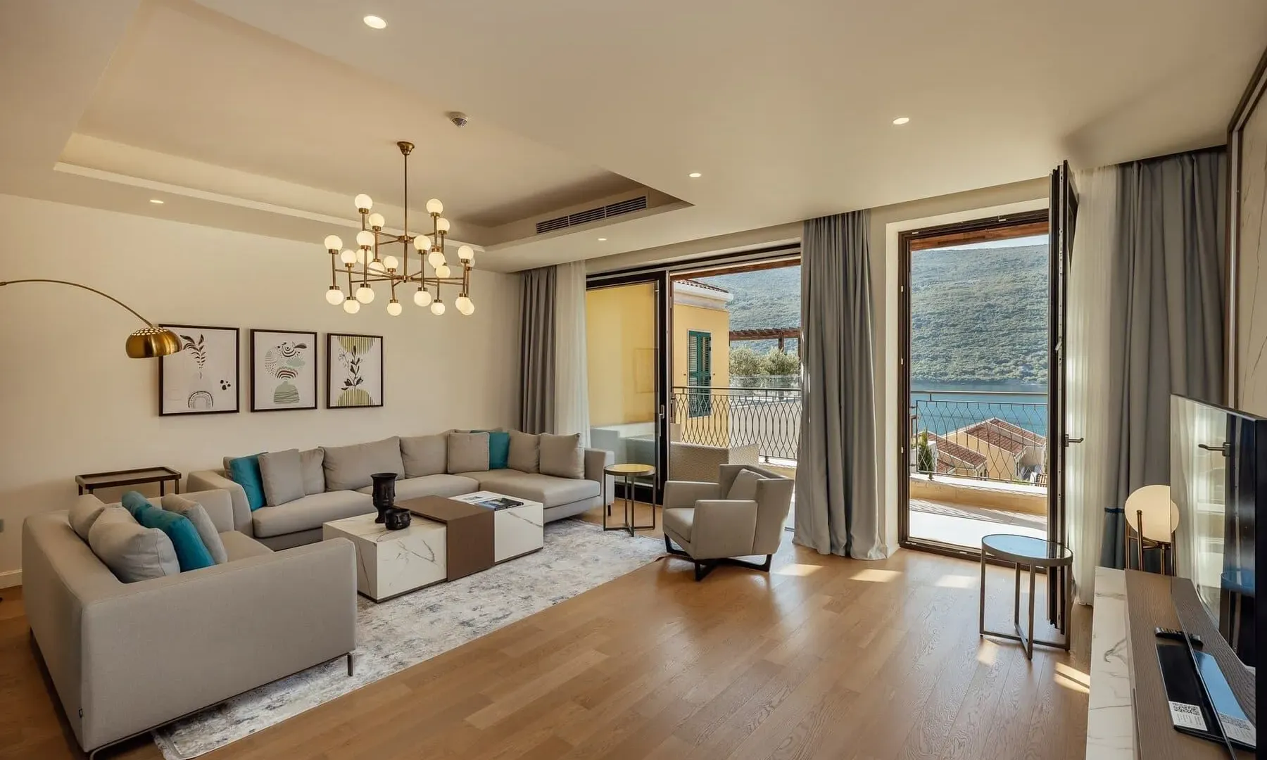 Prodaja, dvosoban stan, 290m², Portonovi, Herceg Novi