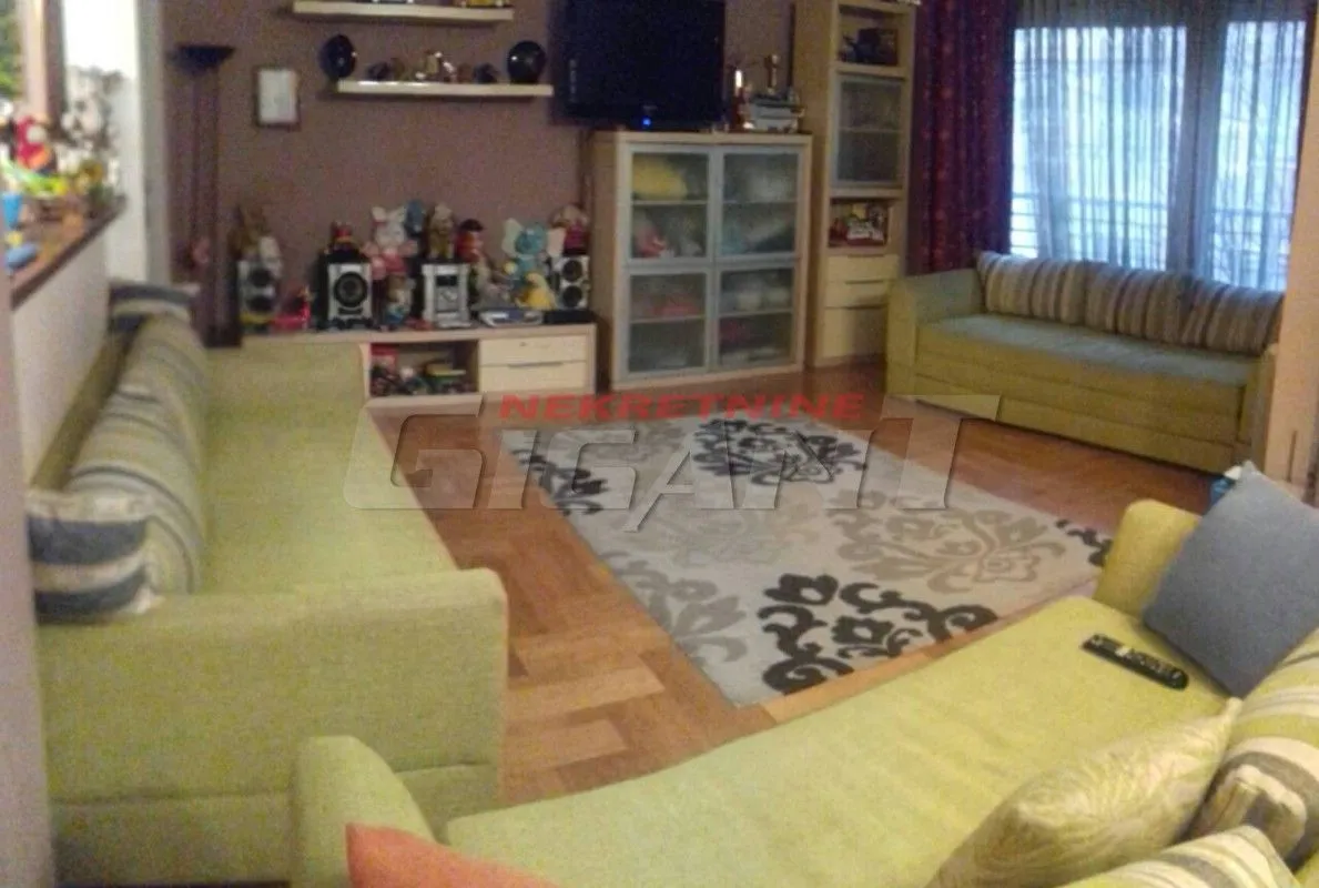 Prodaja, stan, 167m², Vračar, Šid