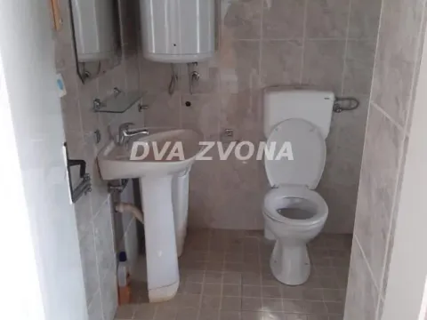 Prodaja, kuća, 199m², Bečej, Novi Sad - image 11