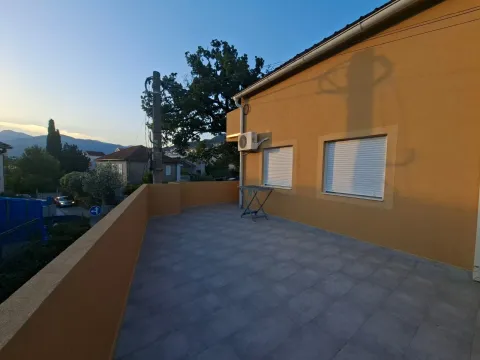 Rent, one bedroom apartment, 65m², Boka Place, Tivat - image 3