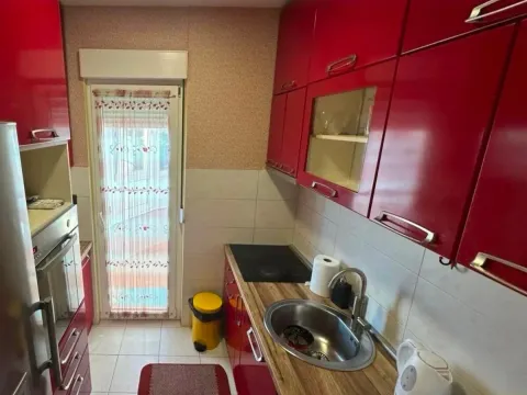 Izdavanje, dvosoban stan, 90m², Zagorič, Podgorica - image 5