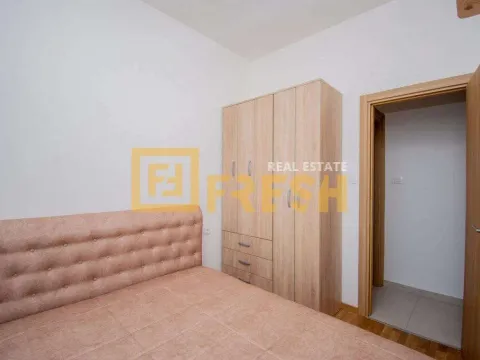 Izdavanje, jednosoban stan, 41m², Pobrežje, Podgorica - image 11