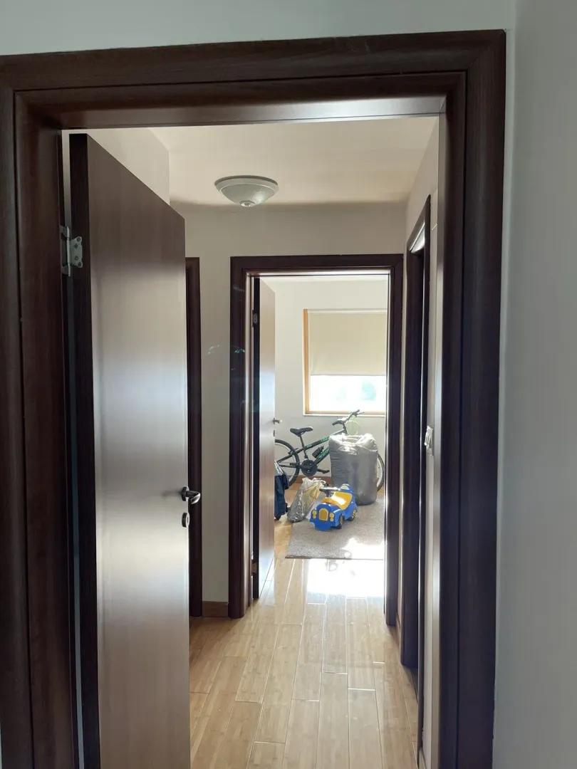 Izdavanje, dvosoban stan, 85m², Pobrežje, Podgorica