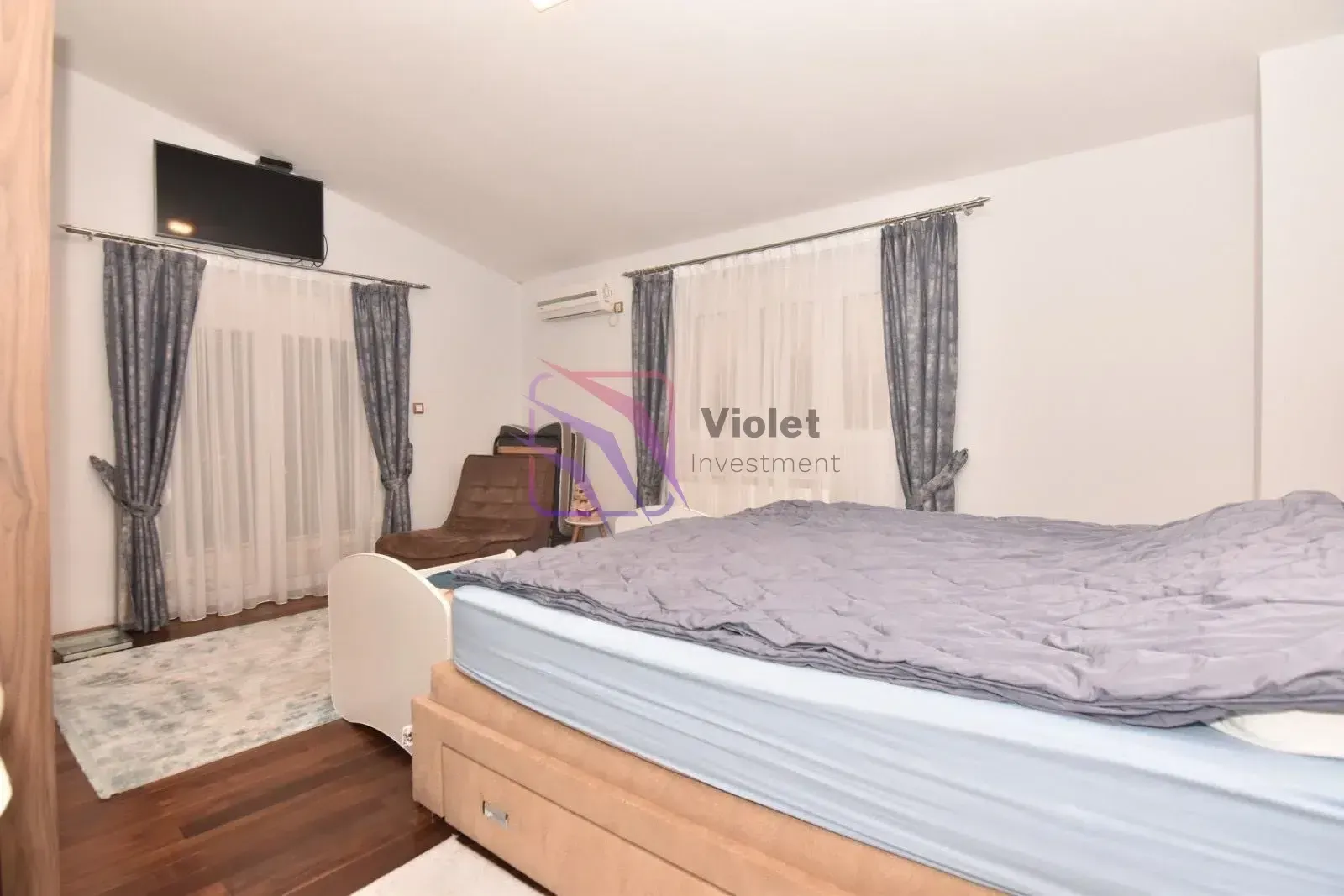 Prodaja, kuća, 175m², Velje Brdo, Podgorica