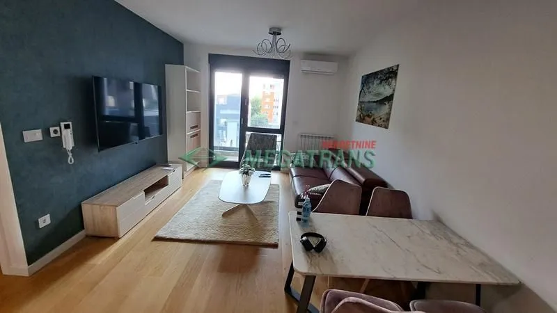 Izdavanje, dvosoban stan, 49m², Tošin bunar, Novi Beograd Sve Podlokacije