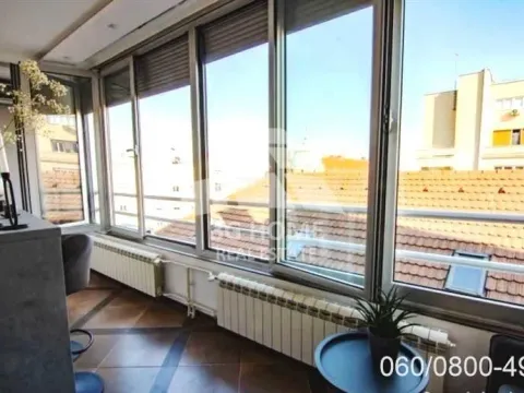 Prodaja, četvorosoban stan, 109m², Stari Grad, Beograd - image 16