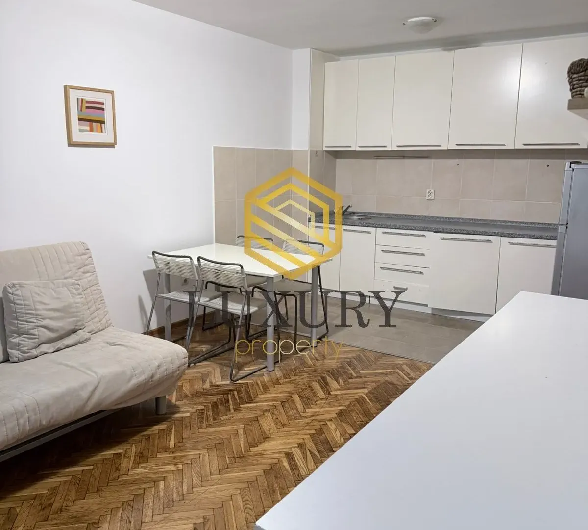 Sale, two bedroom apartment, 75m², Bečići, Budva