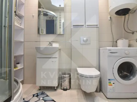 Prodaja, jednosoban stan, 56m², Stari Aerodrom, Podgorica - image 6