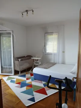 Rent, two bedroom apartment, 100m², Bonići, Tivat - image 9